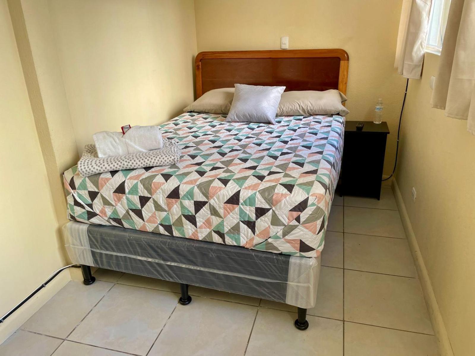Casa Quetzal Bed & Breakfast Guatemala City Exterior photo